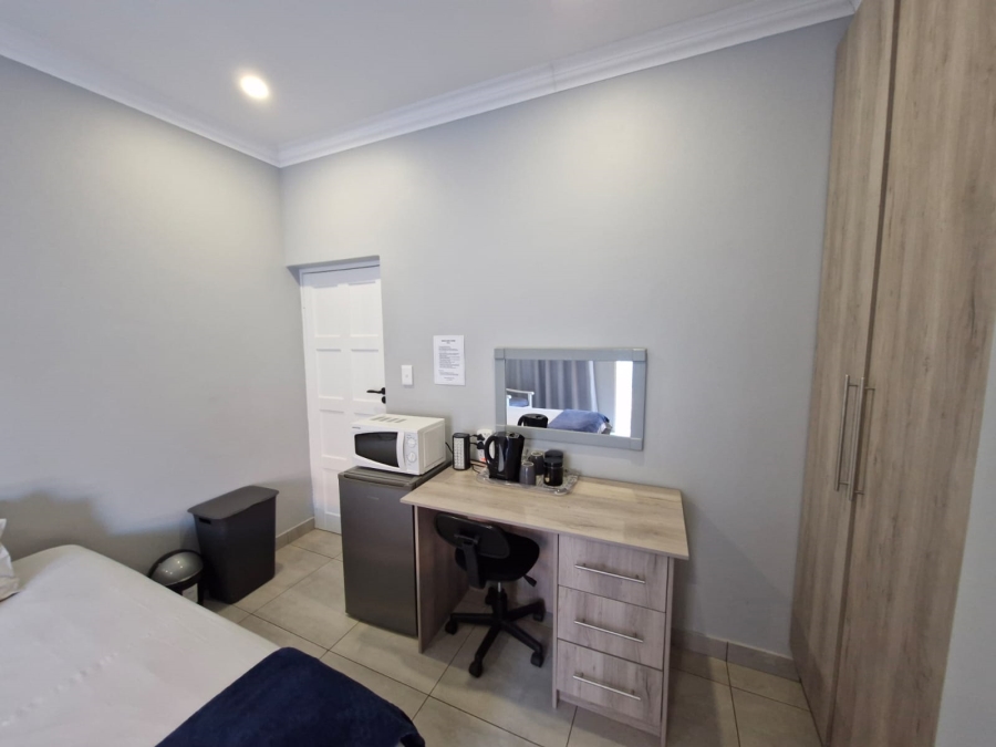 To Let 1 Bedroom Property for Rent in Kathu Northern Cape